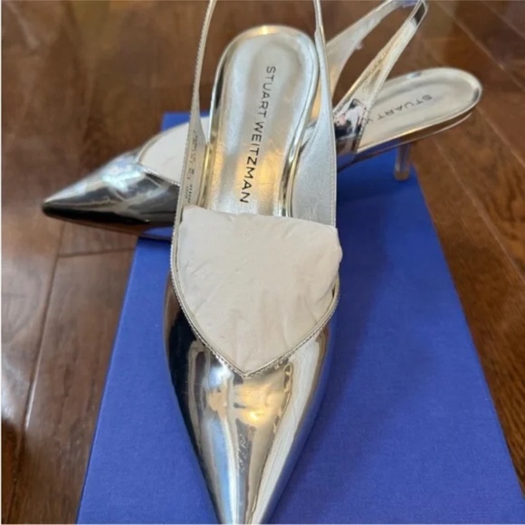 Stuart Weitzman 50 Silver Slingback Kitten Heels | Size 8 | New in Box - Picture 8 of 11